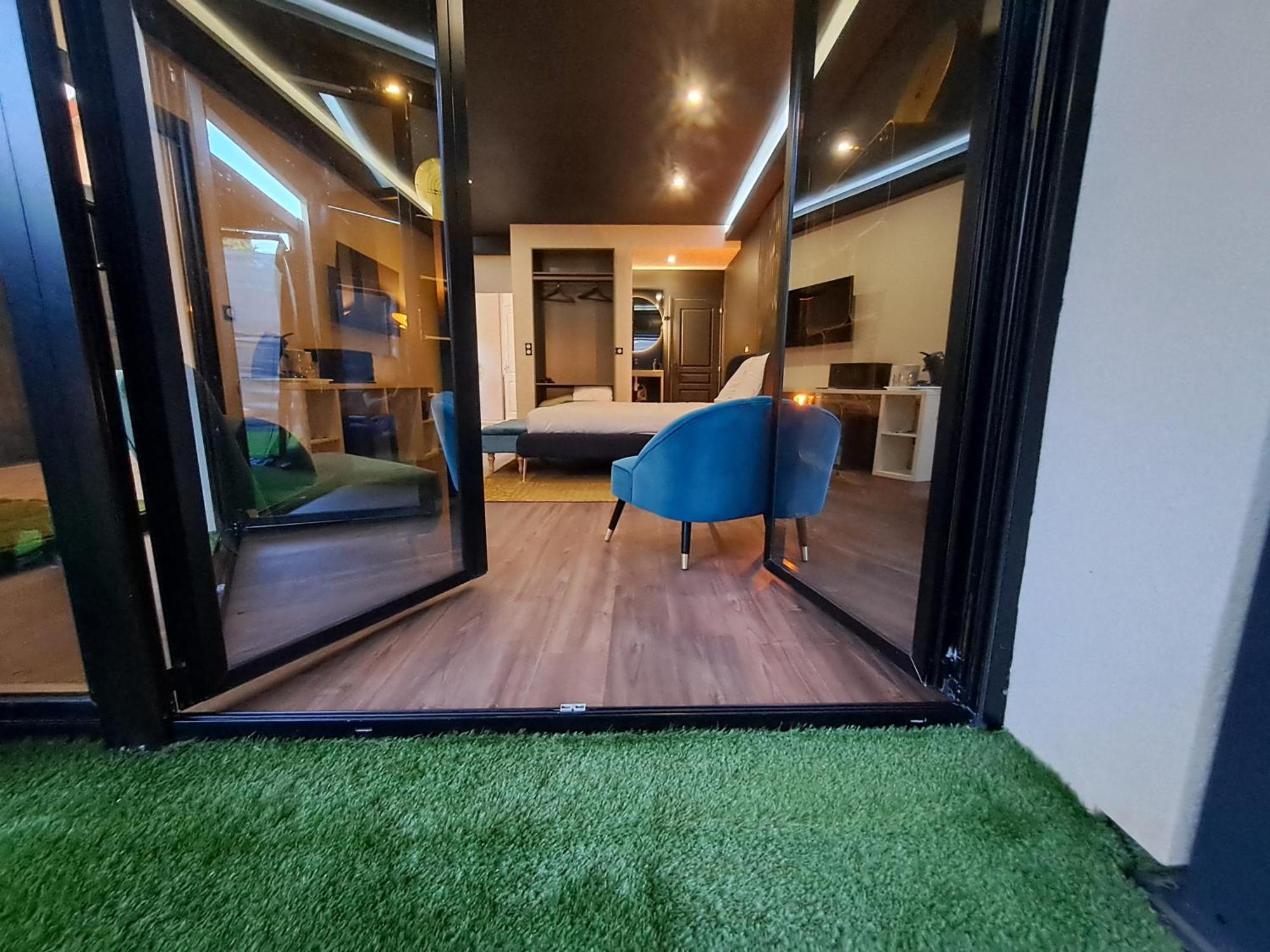 Belle Suite Metro 14 Paris Орли Екстериор снимка